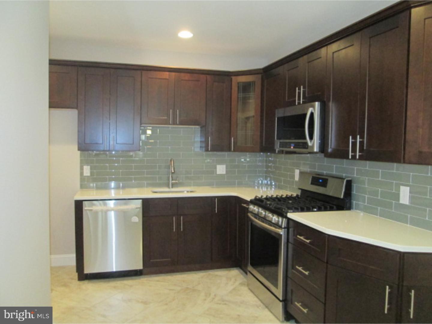 7472 Briar Road Philadelphia, PA 19138 - Photo 8 of 25 Kitchen