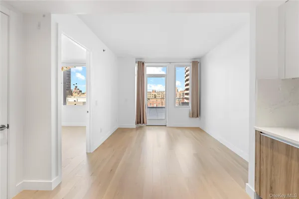 $899,000 | 136-18 Maple Avenue, Unit 5G | Flushing