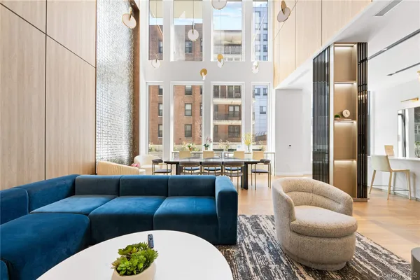 $899,000 | 136-18 Maple Avenue, Unit 5G | Flushing