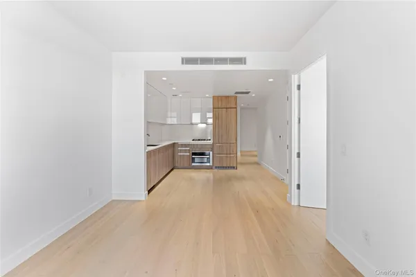 $899,000 | 136-18 Maple Avenue, Unit 5G | Flushing