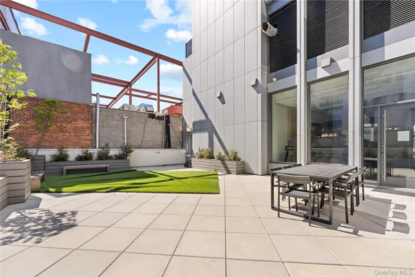 $899,000 | 136-18 Maple Avenue, Unit 5G | Flushing