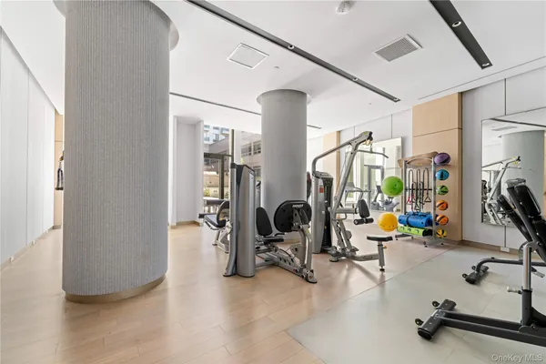 $899,000 | 136-18 Maple Avenue, Unit 5G | Flushing