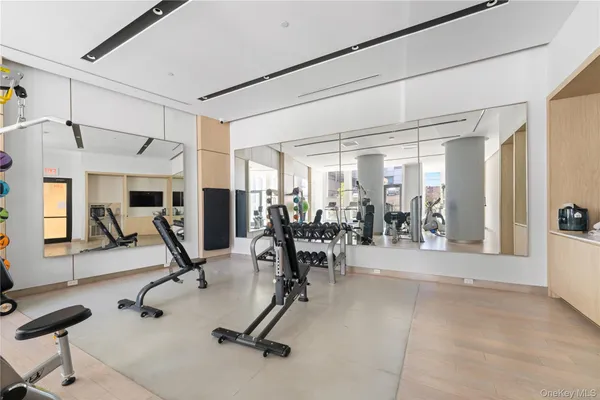 $899,000 | 136-18 Maple Avenue, Unit 5G | Flushing