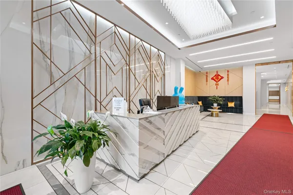 $899,000 | 136-18 Maple Avenue, Unit 5G | Flushing