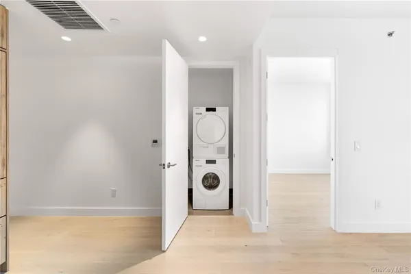 $899,000 | 136-18 Maple Avenue, Unit 5G | Flushing