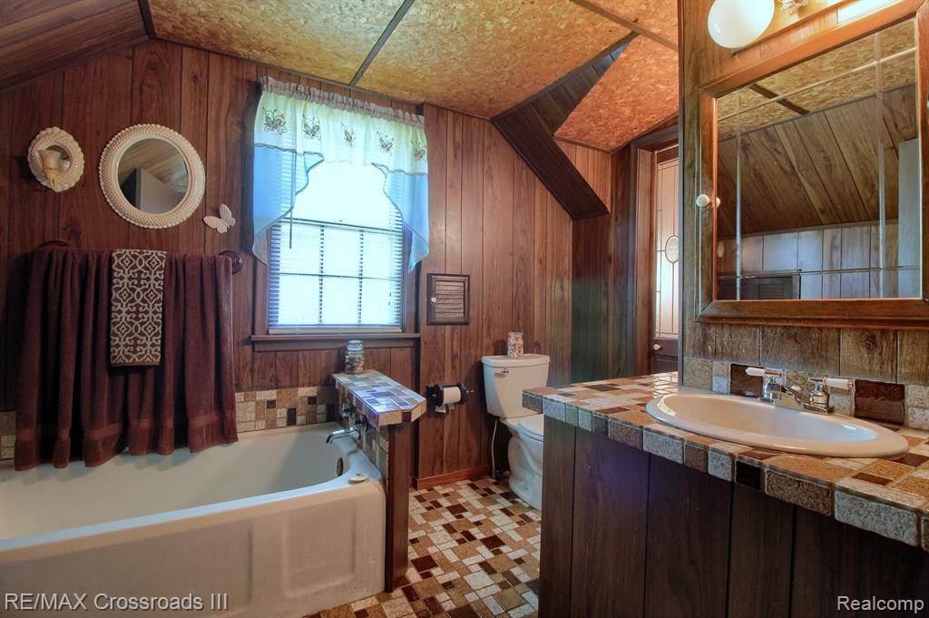 6777 Belleville Road Belleville, MI 48111 - Photo 17 of 60 Gallery Image 17