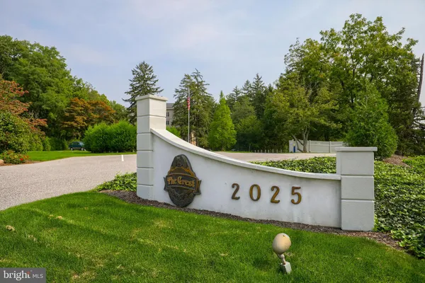 $285,000 | 2025 South Queen Street, Unit 232, York, PA 17403