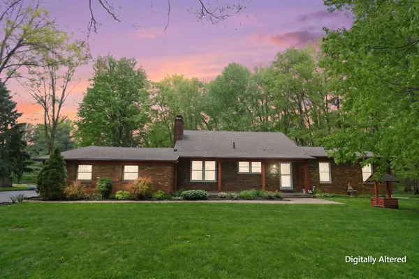 $420,000 | 102 Whirlaway Loop, Pataskala, OH 43062