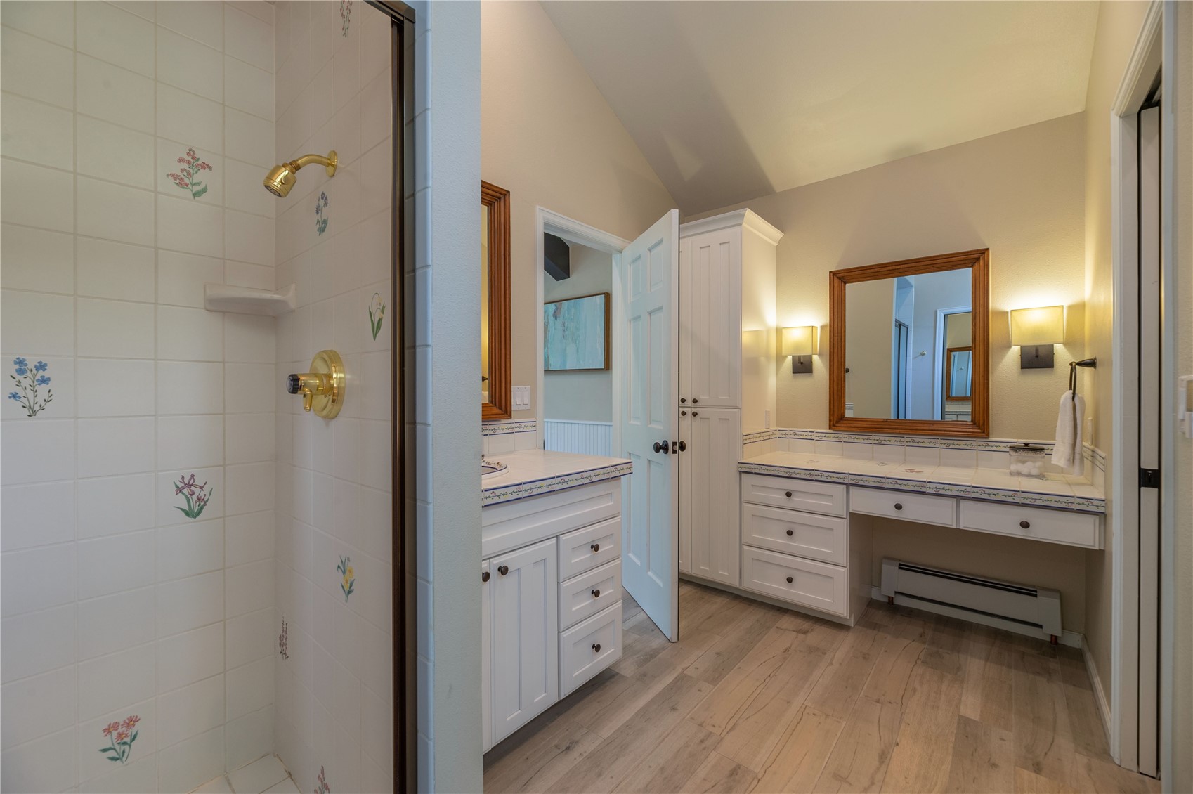 48 Keystone Ranch Golf Service Road Keystone, CO 80435 - Photo 25 of 49 Primary Bathroom on the main level