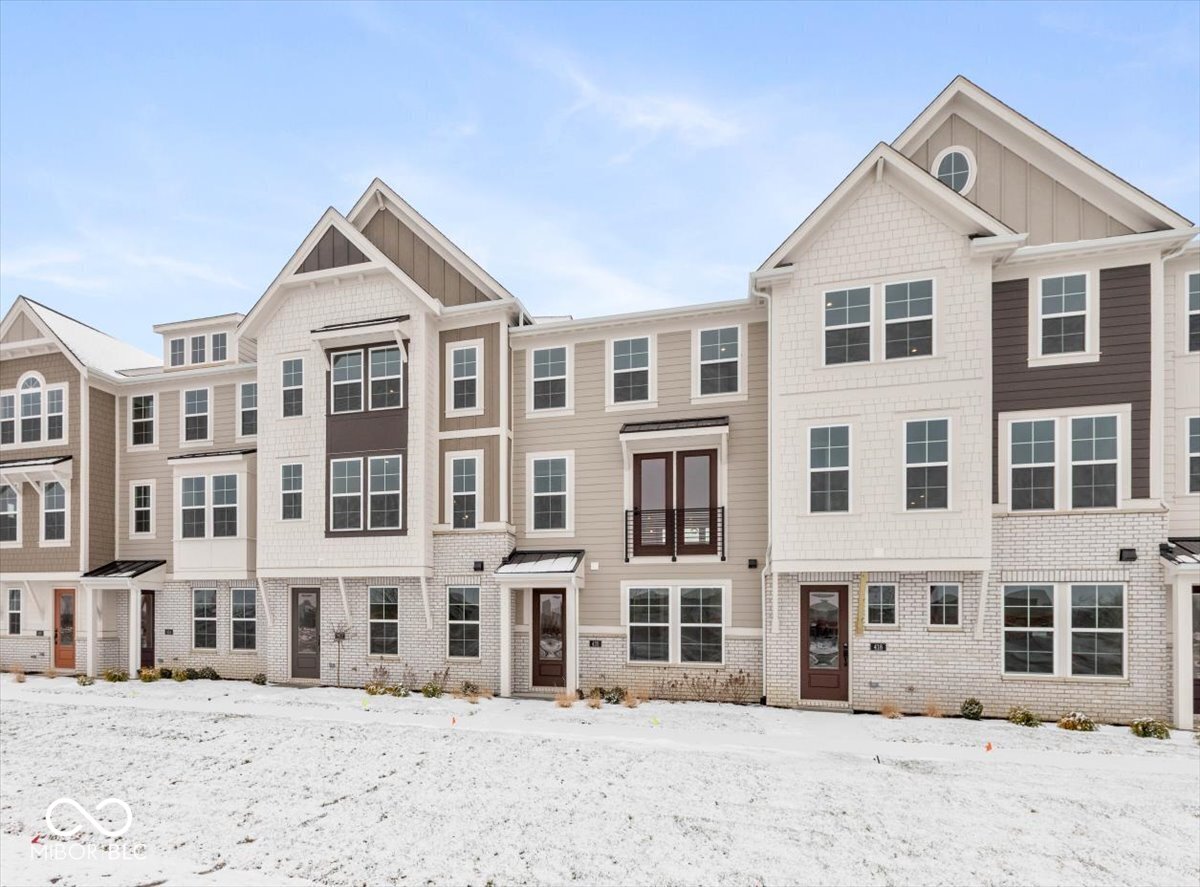 420 Elite Street Westfield, IN 46074 - Photo 2 of 35