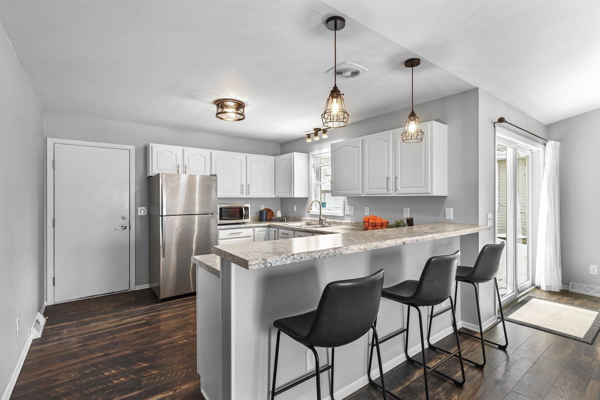 3618 Stonebridge Drive Madison, WI 53719 - Photo 3 of 28