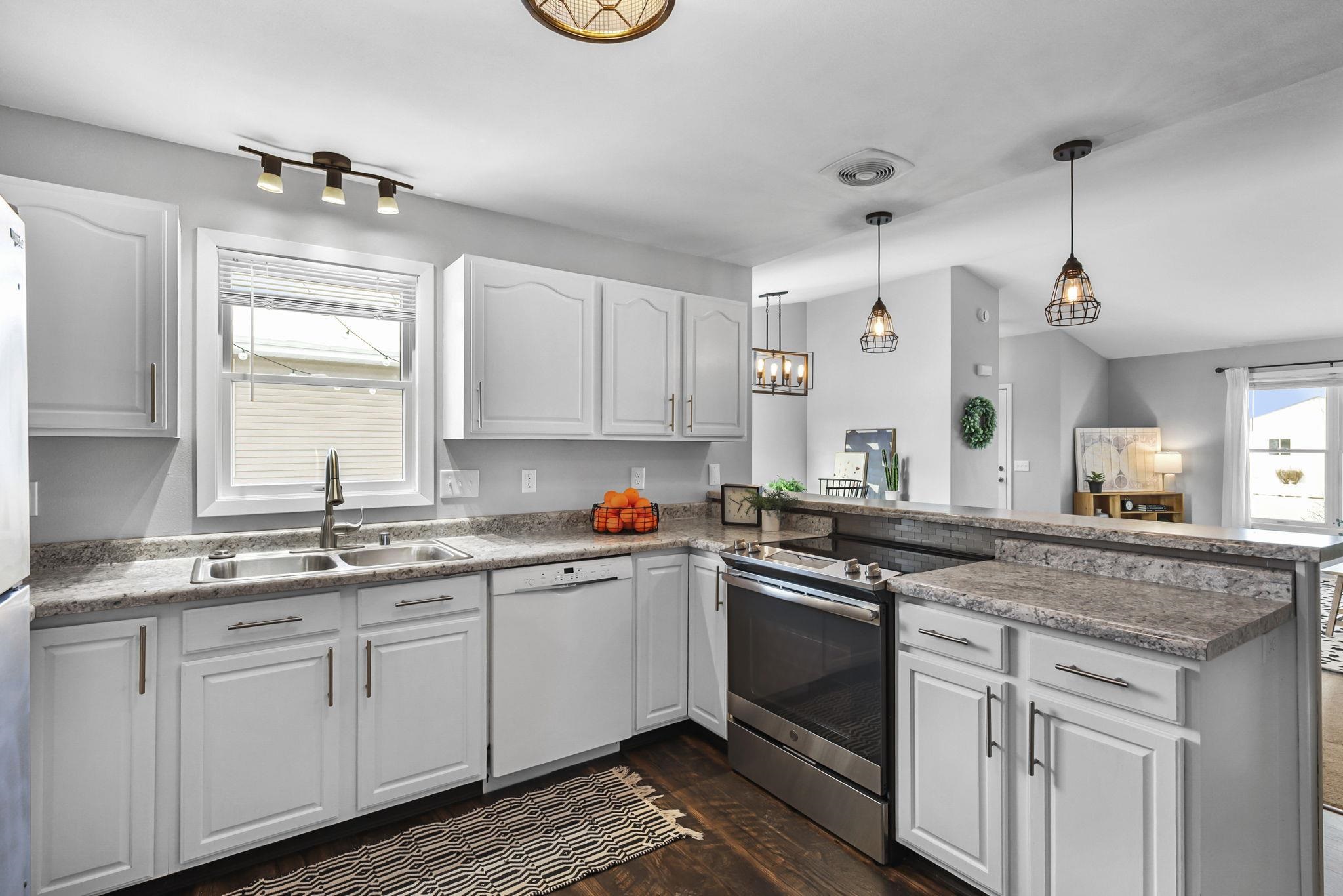 3618 Stonebridge Drive Madison, WI 53719 - Photo 4 of 28