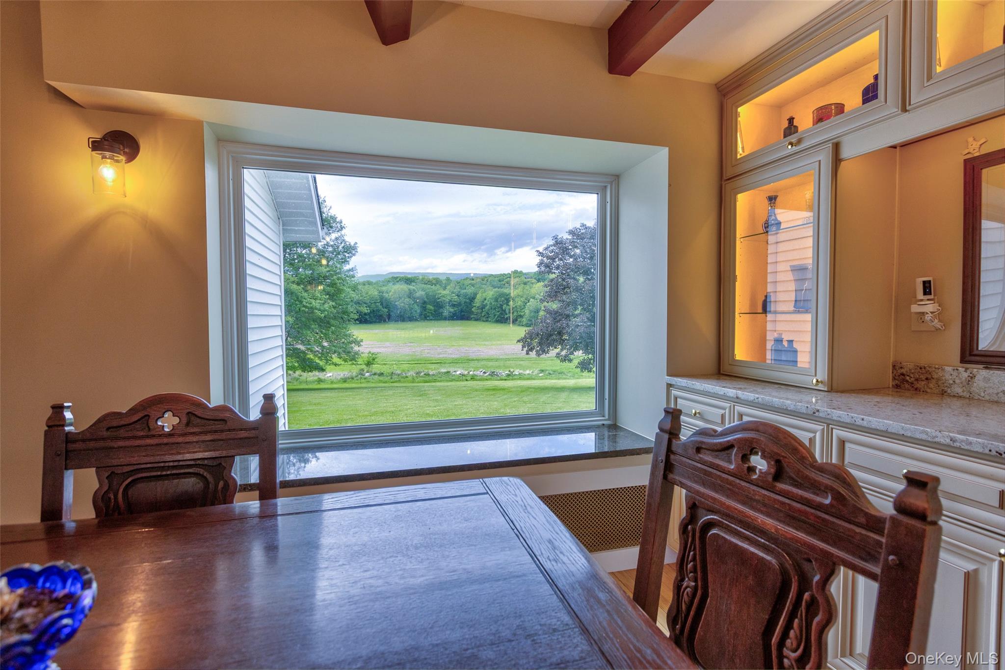 4 Low Road Wallkill, NY 12589 - Photo 12 of 50 dining room