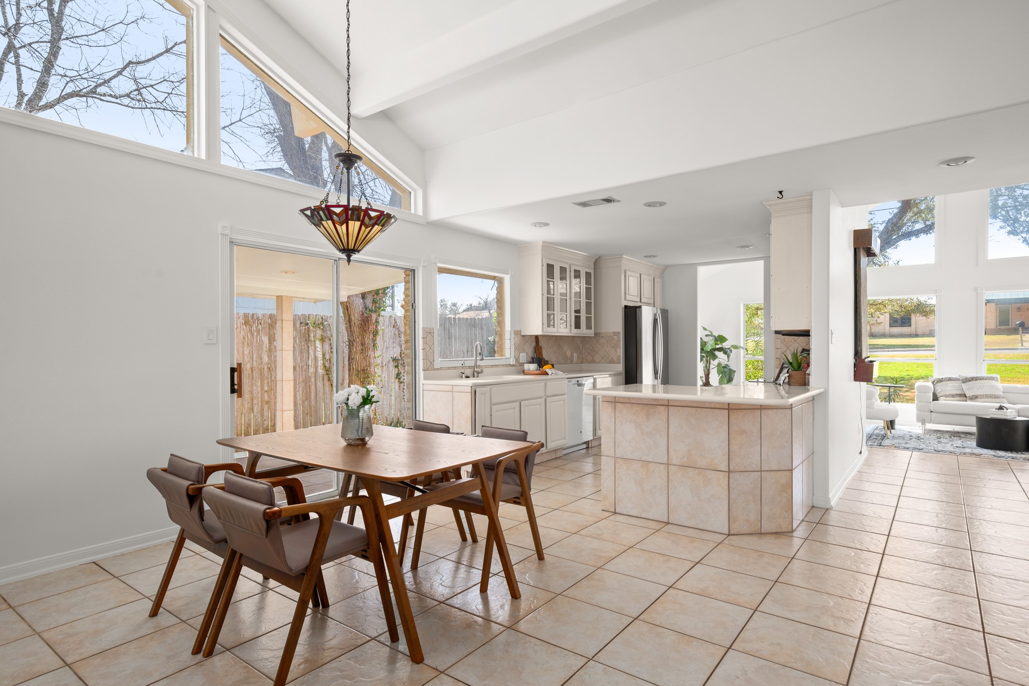 209 Ridgecrest Road Georgetown, TX 78628 - Photo 18 of 40 The kitchen and dining area provide space for future renovation and kitchen expansion if so desired.