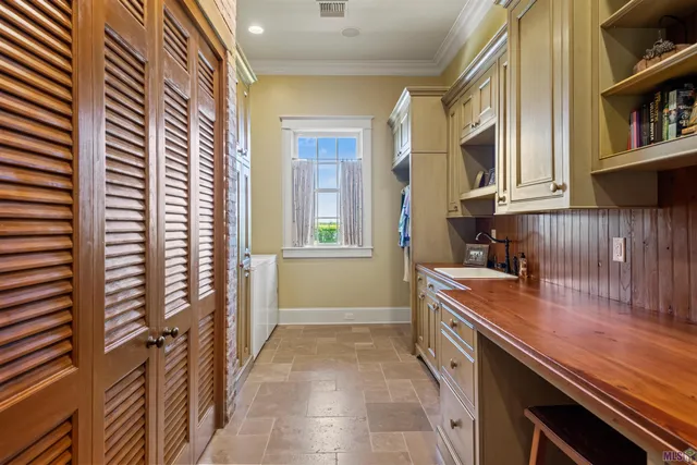 $2,150,000 | 243 Rue De Levert, Raceland, LA 70394