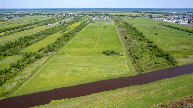 $2,150,000 | 243 Rue De Levert, Raceland, LA 70394