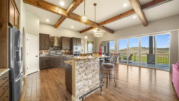 $1,300,000 | 369 Hillview Drive, Grand Junction, CO 81507