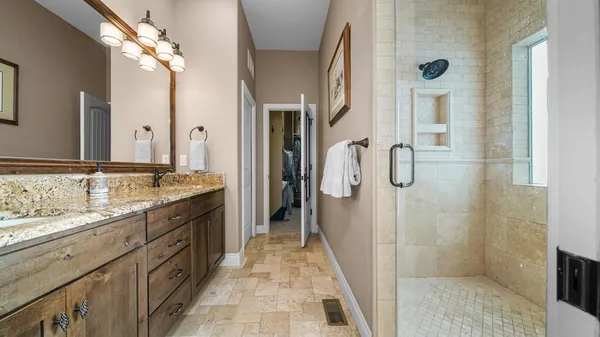$1,300,000 | 369 Hillview Drive, Grand Junction, CO 81507