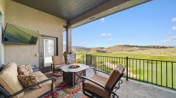 $1,300,000 | 369 Hillview Drive, Grand Junction, CO 81507