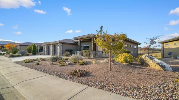 $1,300,000 | 369 Hillview Drive, Grand Junction, CO 81507