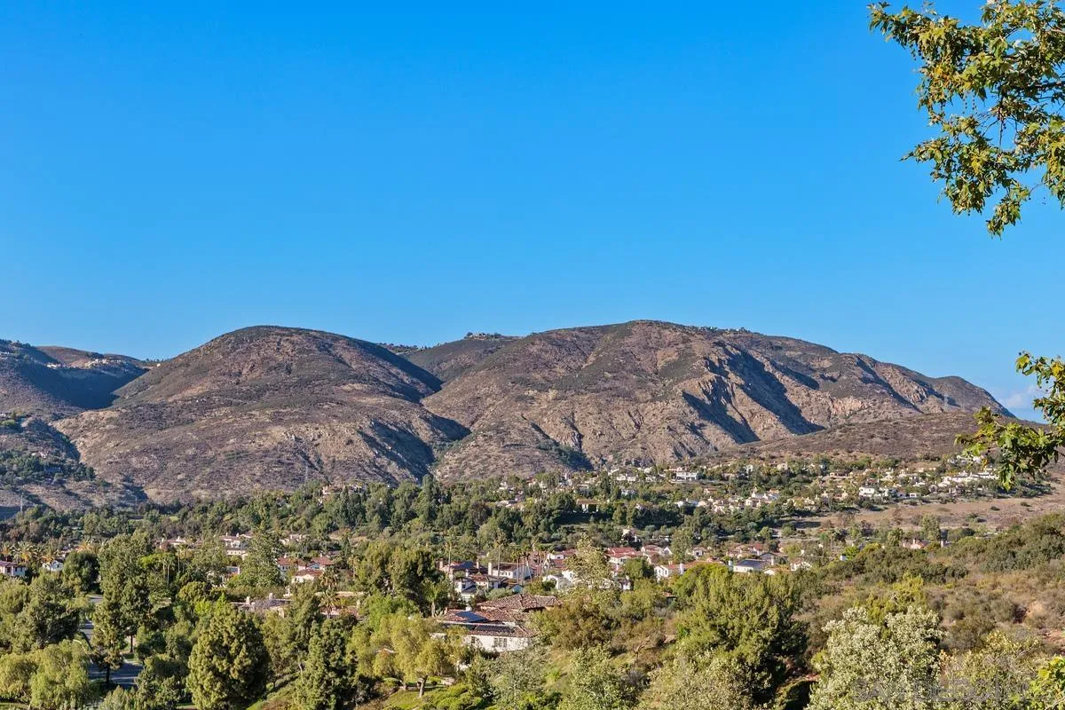 16647 Riding High Way San Diego, CA 92127 - Photo 40 of 62