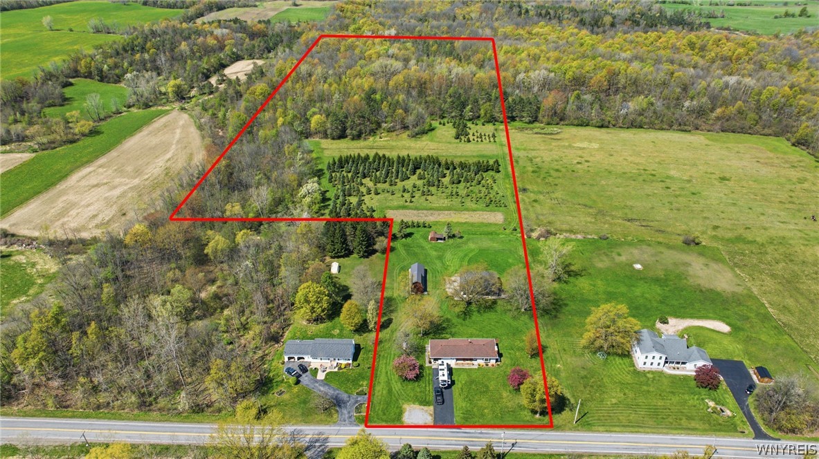 9832 Francis Road Batavia, NY 14020 - Photo 13 of 49