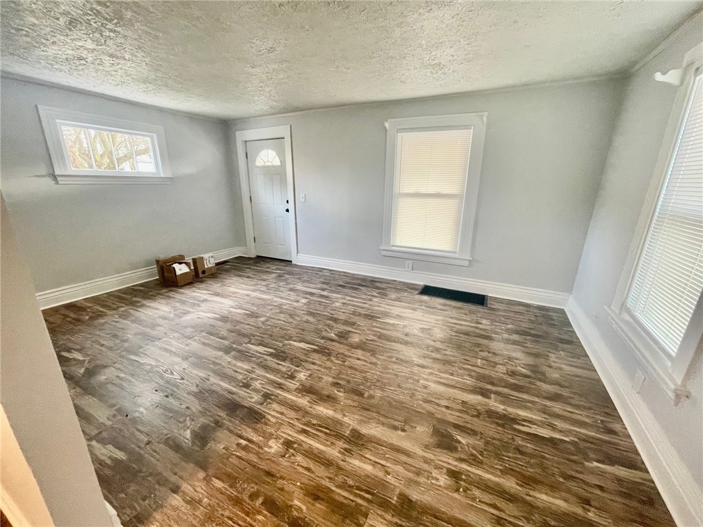 223 East Filbert Street East Rochester, NY 14445 - Photo 4 of 46 Living Room