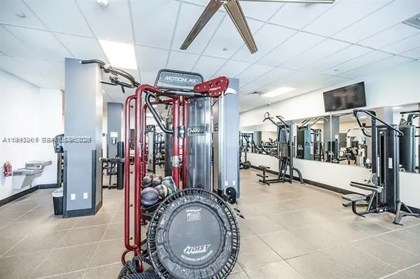 $3,350 | 2501 South Ocean Drive, Unit 922, Hollywood, FL 33019