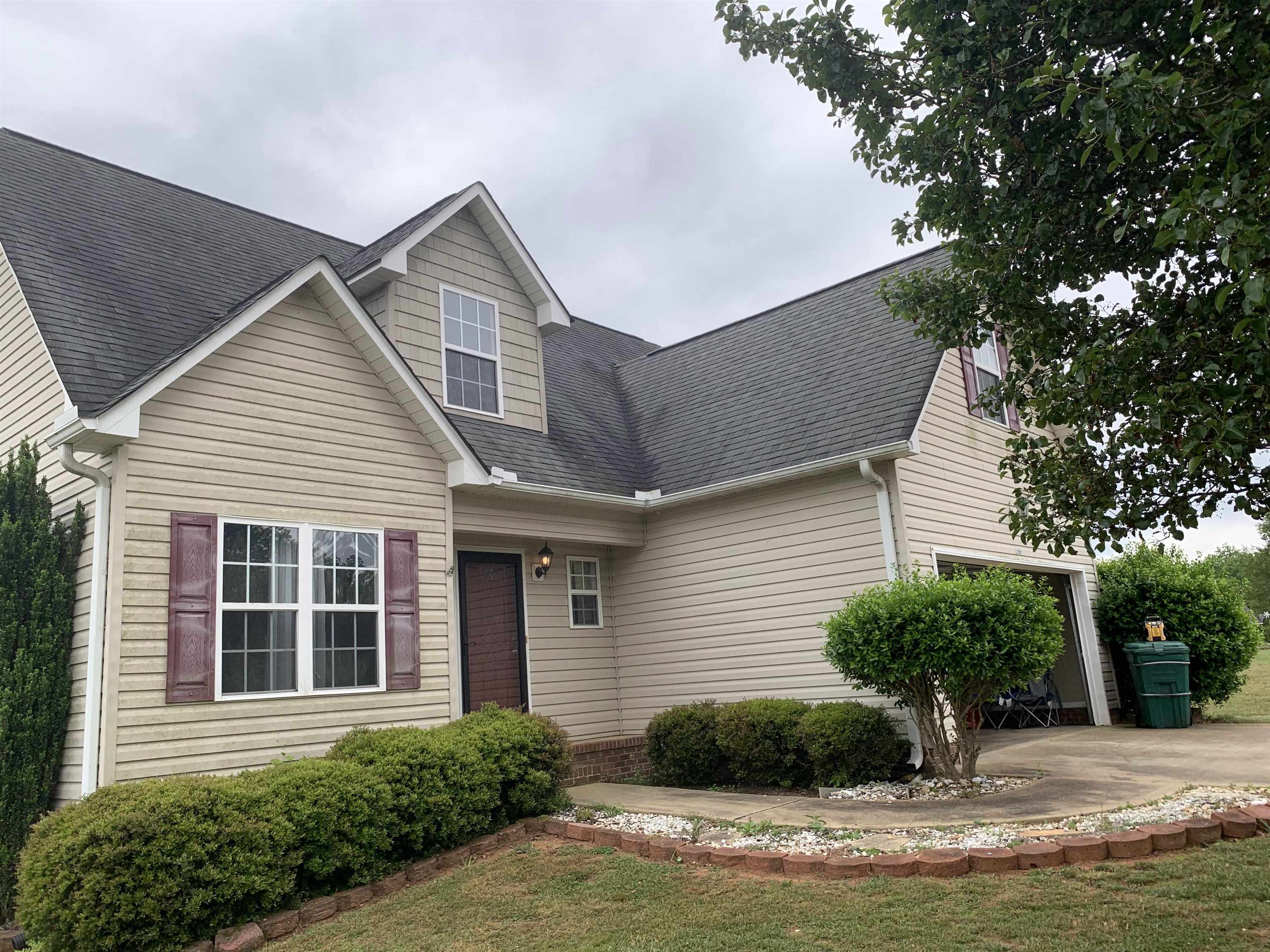 186 Gettys Farm Road Gaffney, SC 29341 - Photo 2 of 35 Gallery Image 2