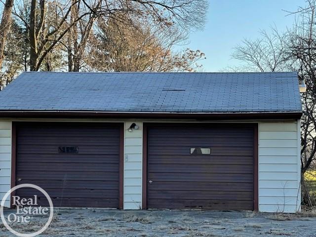 49472 Fairchild Road Macomb, MI 48042 - Photo 3 of 9 50037204-2.JPG