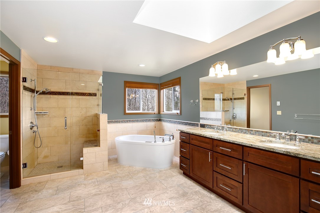 18221 132nd Place Southeast Renton, WA 98058 - Photo 14 of 25 Gallery Image 14