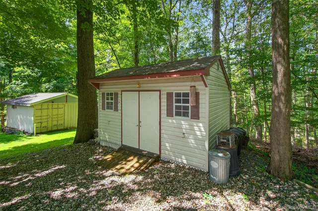 $685,000 | 179 Austin Road, Mahopac, NY 10541