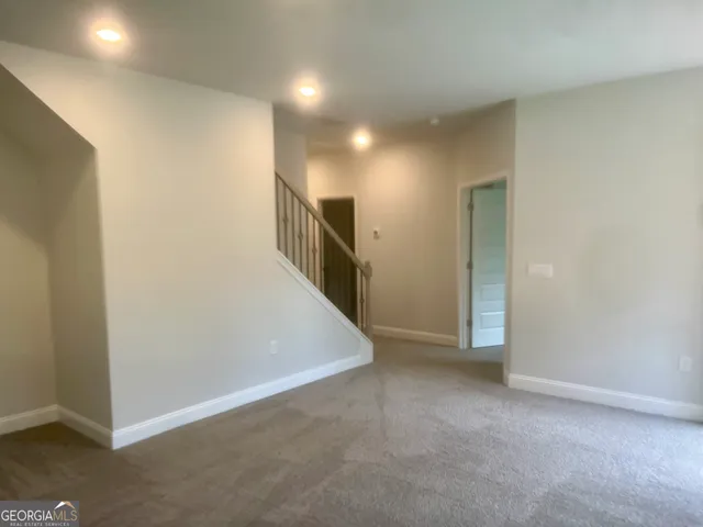 $421,900 | 221 Shoreline Way, Macon, GA 31220