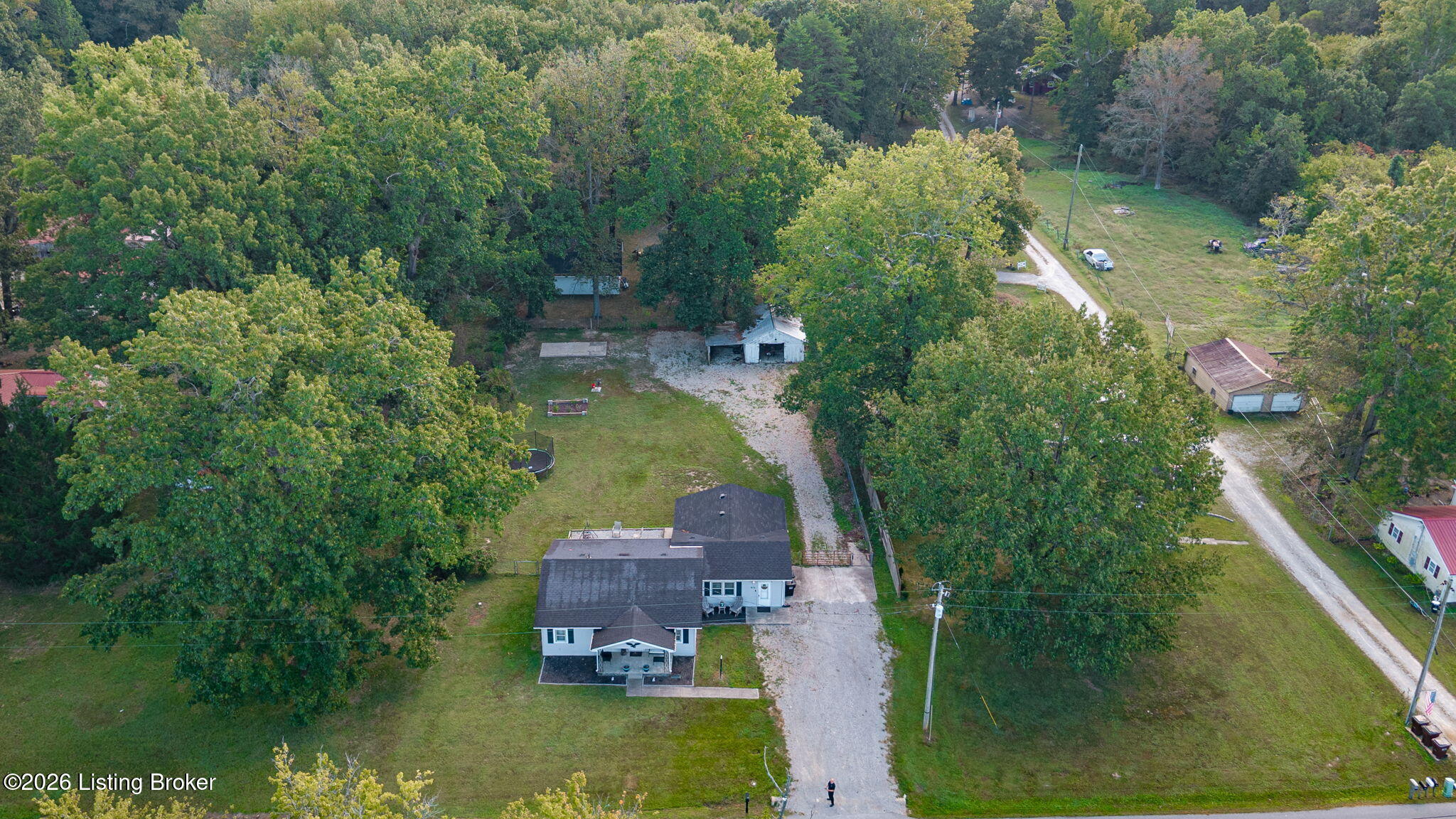 978 Raymond Road Shepherdsville, KY 40165 - Photo 43 of 53 47-web-or-mls-DJI_20260930094631_0332_D