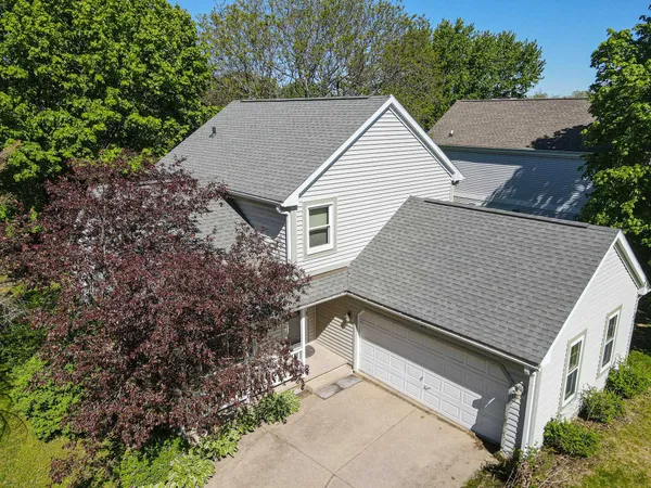 $424,900 | 26 Crossbridge Court, Madison, WI 53717