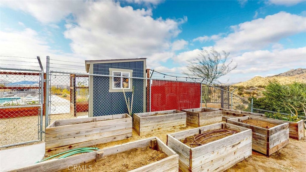 7300 Santa Susana Pass Road Simi Valley, CA 93063 - Photo 13 of 34