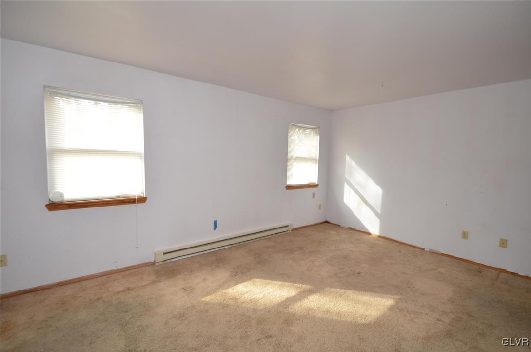 5034 Pine Ridge Road East Stroudsburg, PA 18302 - Photo 7 of 19 Gallery Image 7