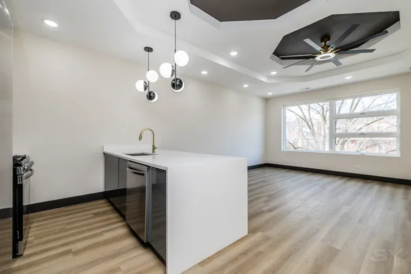 $2,700 | 5643 South Prairie Avenue, Unit 2, Chicago, IL 60637