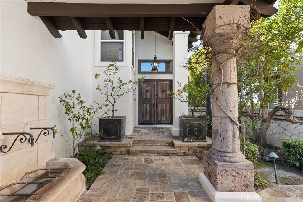 35 Brindisi Laguna Niguel, CA 92677 - Photo 3 of 39