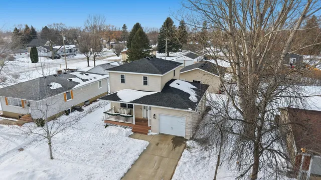 $289,900 | 709 5th Street Southeast, Barnesville, MN 56514