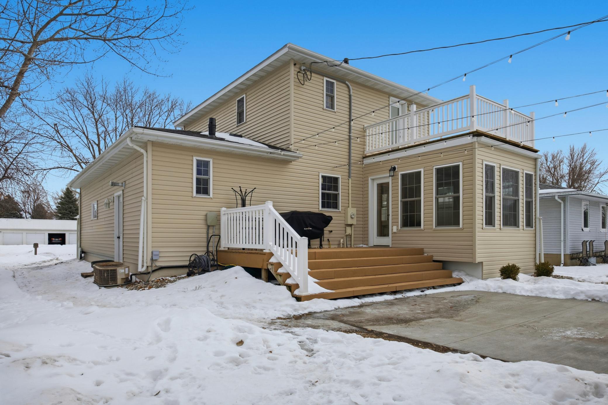 709 5th Street Southeast Barnesville, MN 56514 - Photo 6 of 34