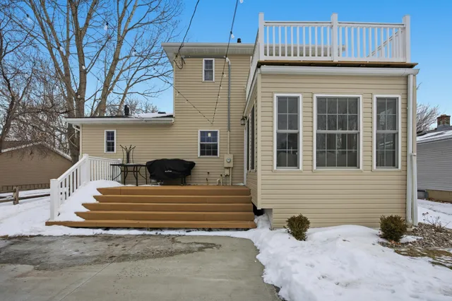 $289,900 | 709 5th Street Southeast, Barnesville, MN 56514