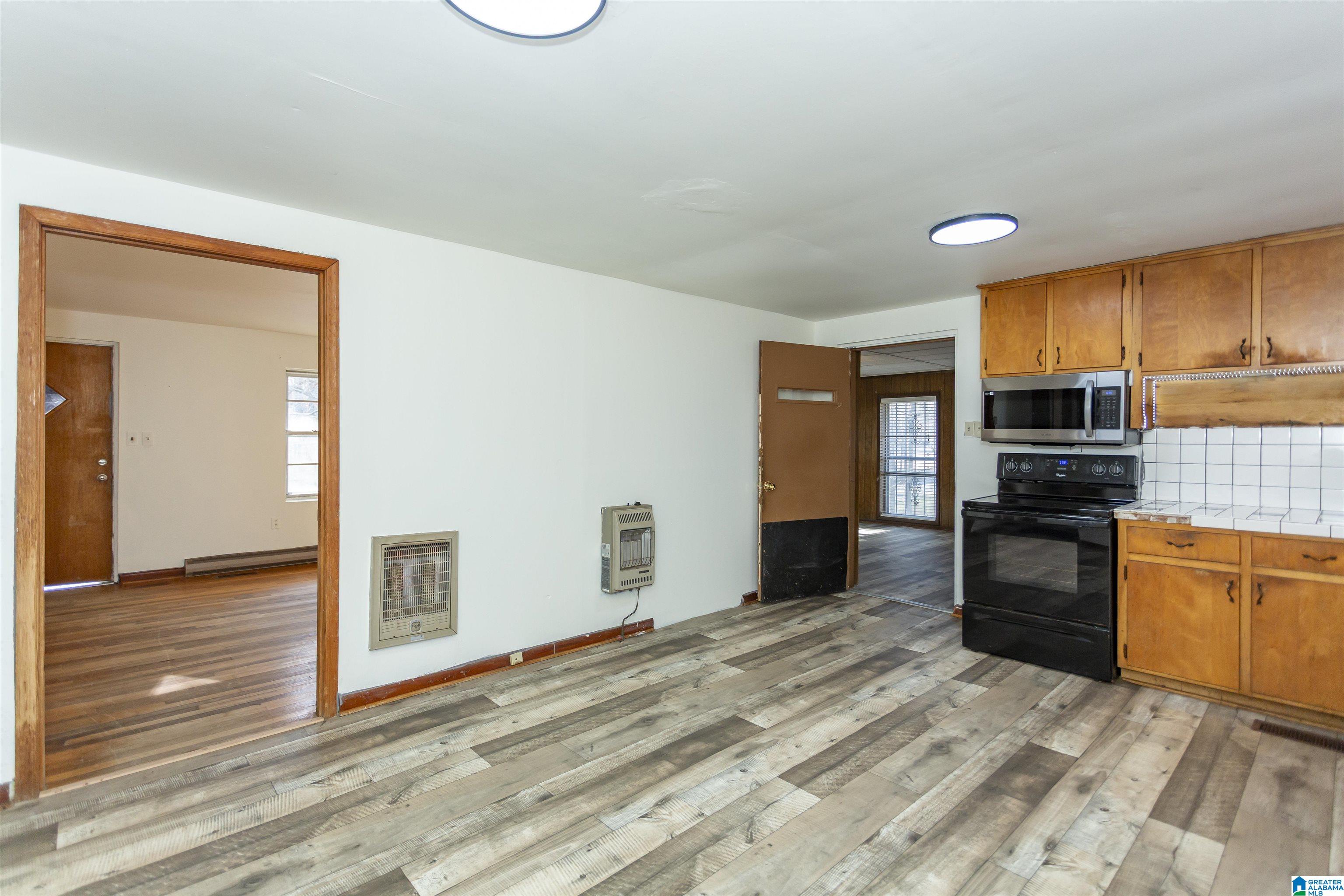 9333 Central Road Warrior, AL 35180 - Photo 7 of 40