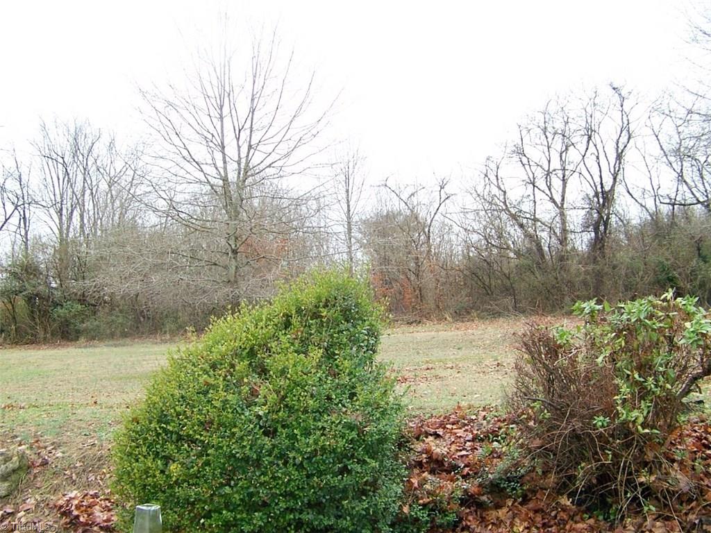 562 South Franklin Road Mount Airy, NC 27030 - Photo 12 of 15 Gallery Image 12