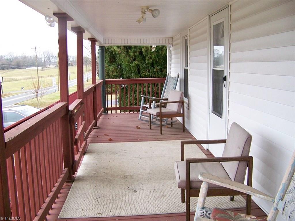 562 South Franklin Road Mount Airy, NC 27030 - Photo 3 of 15 Gallery Image 3
