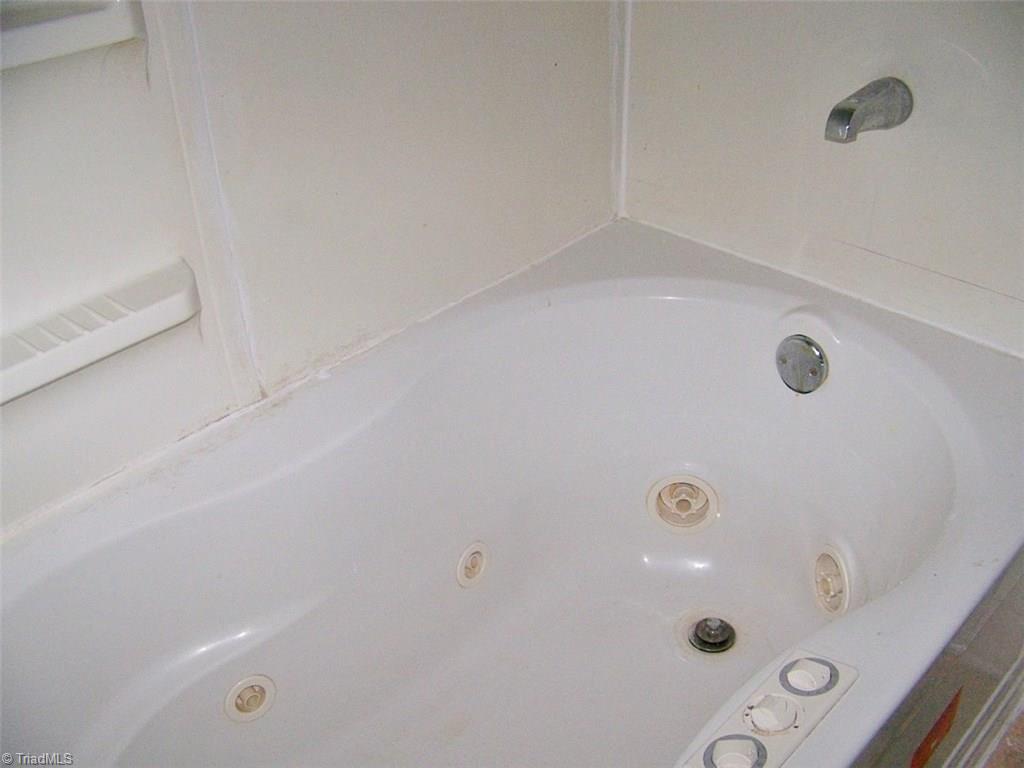 562 South Franklin Road Mount Airy, NC 27030 - Photo 10 of 15 Gallery Image 10