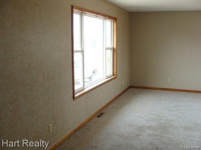 907 West Burns Line Road Melvin, MI 48454 - Photo 8 of 14 011.jpg