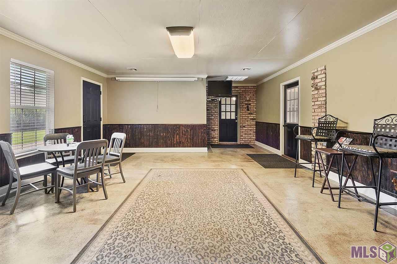 3518 Colonel Gibson Circle Baton Rouge, LA 70816 - Photo 4 of 10 Gallery Image 4