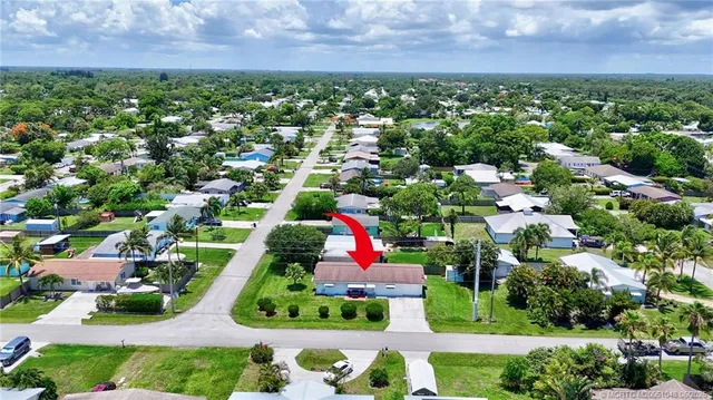 $367,500 | 4556 Southeast Beckett Avenue, Stuart, FL 34997