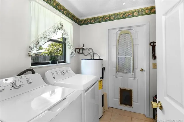 $367,500 | 4556 Southeast Beckett Avenue, Stuart, FL 34997